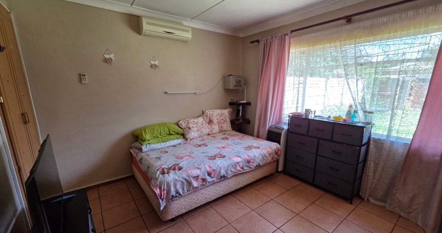 To Let 3 Bedroom Property for Rent in Fleurdal Free State